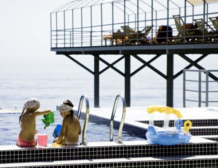 Детский бассейн на пляже - Отель Respect Hall Resort & SPA / Респект Холл Резорт & СПА