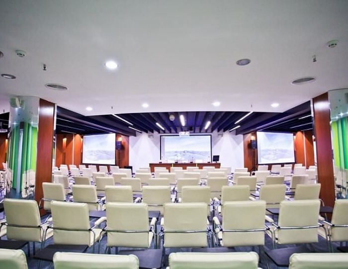 Конференц-холл «Orange» - Отель Respect Hall Resort & SPA / Респект Холл Резорт & СПА